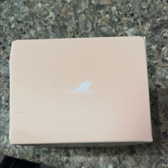 HEHE - Picture 6 of 9